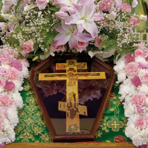 «С Креста не сходят — с него поют»